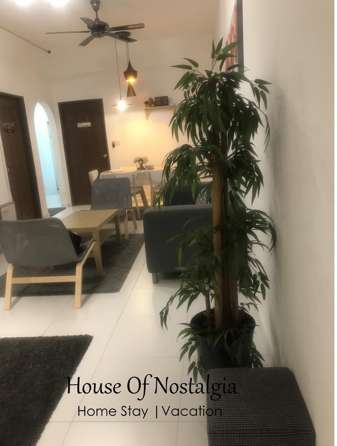 Ferienwohnung House Of Nostalgia Lumut Exterior foto
